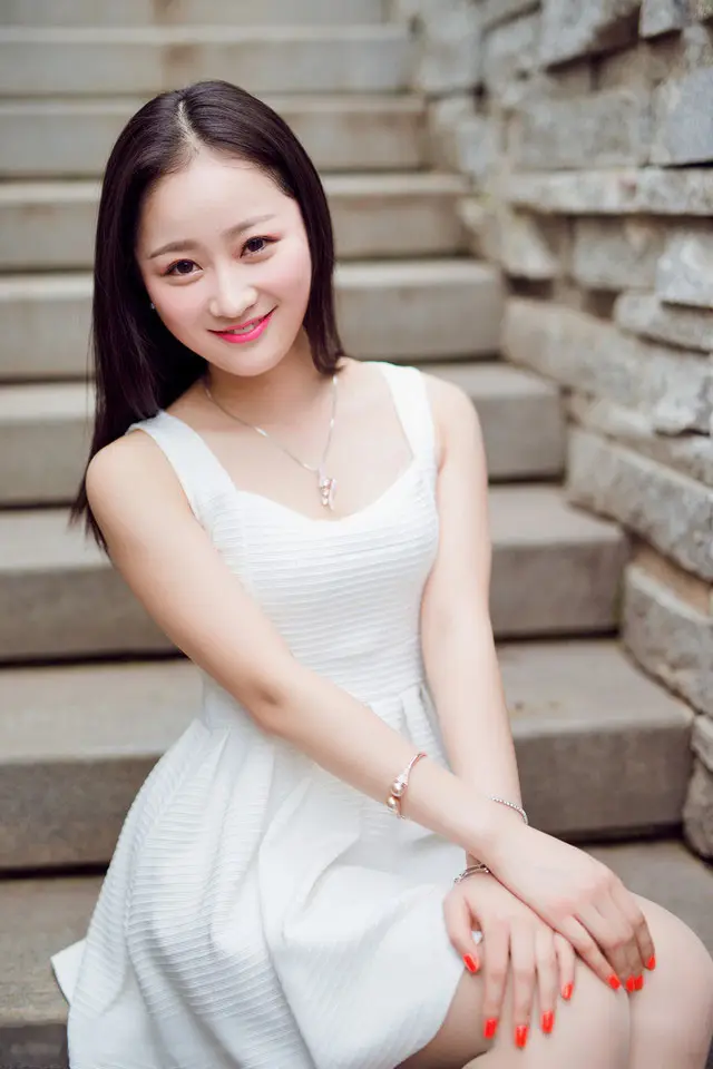 浙江温州私人伴游商务伴游乔妹的联系方式！
