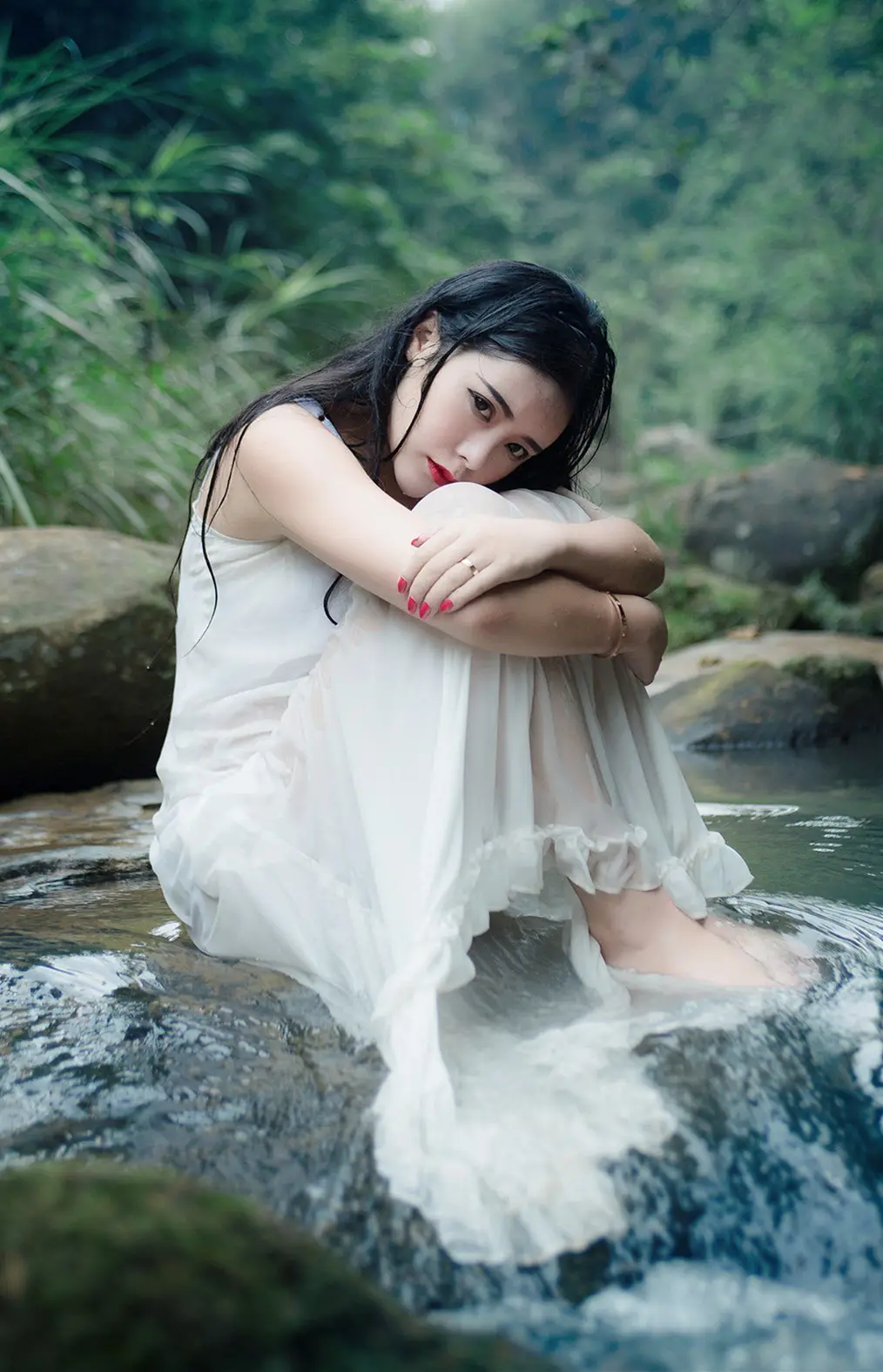 浙江郑州高端私人伴游小野梨子