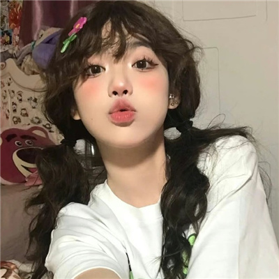 浙江伴游女生卞寄蕾的资料